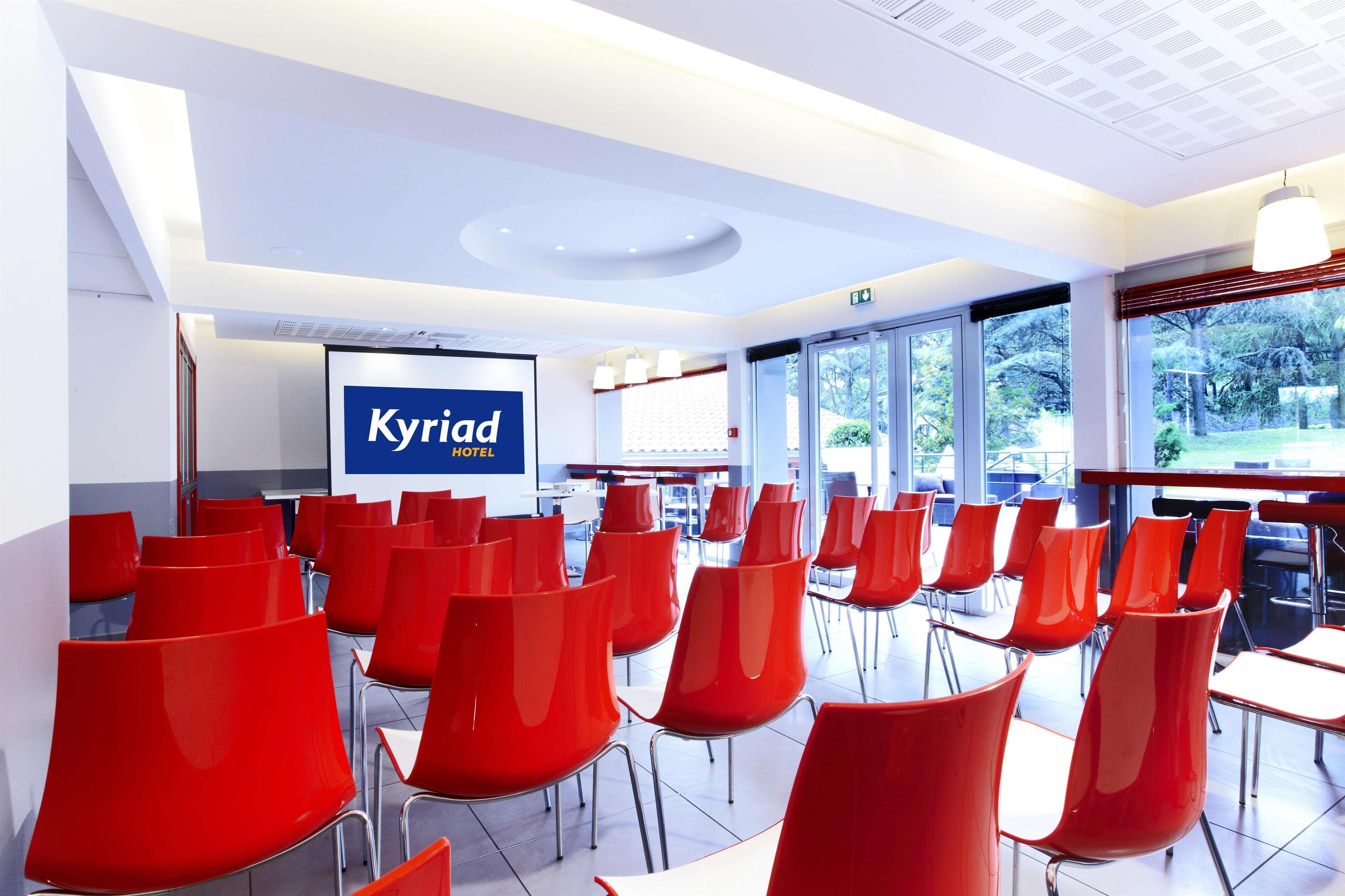 Kyriad Lyon Sud Sainte Foy Экстерьер фото